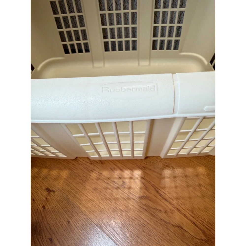 Vintage‎ Rubbermaid Almond Laundry Basket Model 2854 USA Made Neutral Minimalist